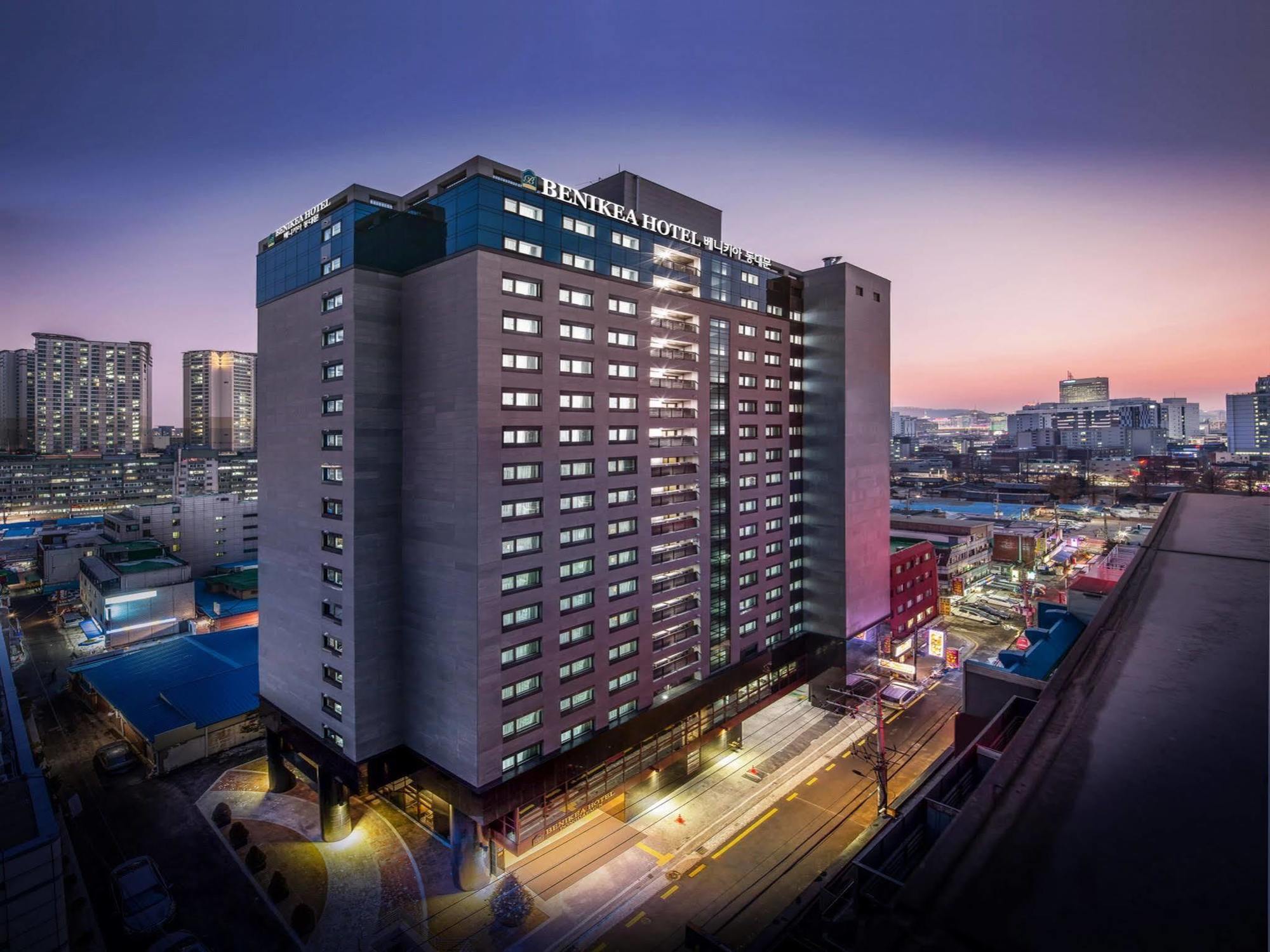 Benikea Premier Hotel Dongdaemun Seúl Exterior foto